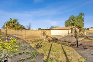 2714 W Ellis Dr, Tempe, AZ 85282 - Photo 22