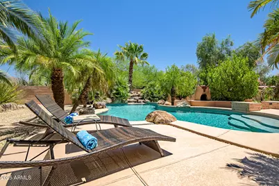 39419 N 7th Avenue, Phoenix, AZ 85086 - Photo 16