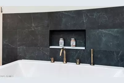 39419 N 7th Avenue, Phoenix, AZ 85086 - Photo 30