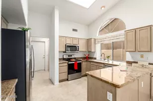 19116 N 90th Dr, Peoria, AZ 85382 - Photo 4