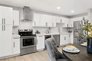 3701 E Monterosa St, Phoenix, AZ 85018 - Photo 8