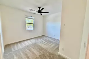 18083 W Wolf St, Goodyear, AZ 85395 - Photo 12