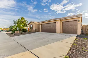 18083 W Wolf St, Goodyear, AZ 85395 - Photo 14