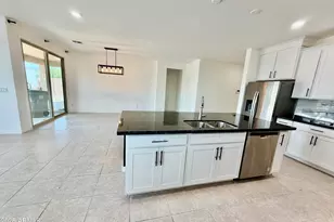 18083 W Wolf St, Goodyear, AZ 85395 - Photo 6