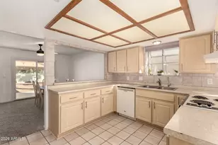 10906 E Bellflower Dr, Sun Lakes, AZ 85248 - Photo 16