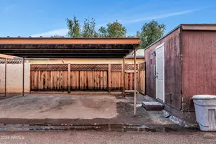 3421 W Tangerine Ln, Phoenix, AZ 85051 - Photo 18