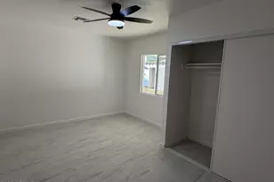 7639 W Heatherbrae Dr, Phoenix, AZ 85033 - Photo 8