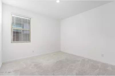 5630 S 26th Lane, Phoenix, AZ 85041 - Photo 18