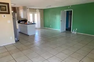 3146 N 64th Dr, Phoenix, AZ 85033 - Photo 2