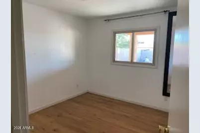 3146 N 64th Drive, Phoenix, AZ 85033 - Photo 12