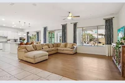 866 E Lowell Avenue, Gilbert, AZ 85295 - Photo 18