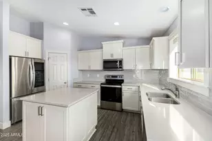 32431 N 226th Ave, Wittmann, AZ 85361 - Photo 14