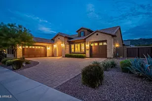 2915 E Constance Wy, Phoenix, AZ 85042 - Photo 1