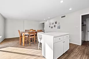 3233 W Mandalay Ln, Phoenix, AZ 85053 - Photo 20