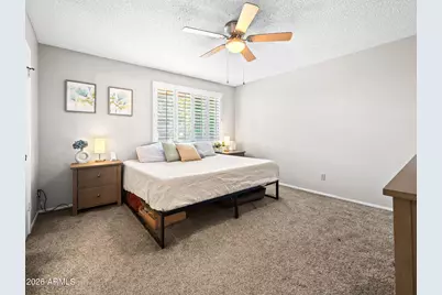 3233 W Mandalay Lane, Phoenix, AZ 85053 - Photo 10