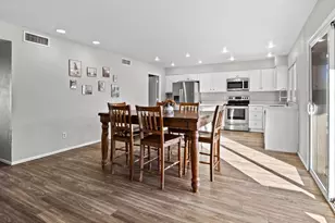 3233 W Mandalay Ln, Phoenix, AZ 85053 - Photo 14