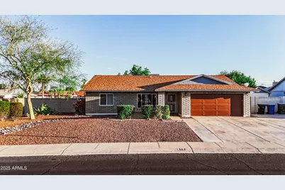 919 W Lodge Drive, Tempe, AZ 85283 - Photo 1