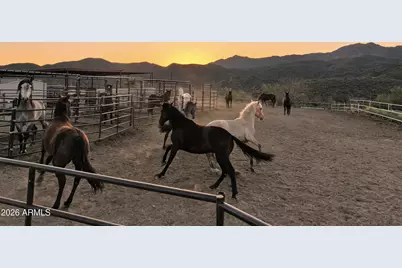 35190 S April Drive, Black Canyon City, AZ 85324 - Photo 46