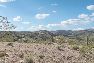 35190 S April Drive, Black Canyon City, AZ 85324 - Photo 30