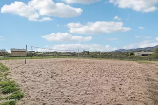 35190 S April Dr, Black Canyon City, AZ 85324 - Photo 62