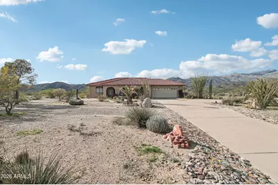 35190 S April Drive, Black Canyon City, AZ 85324 - Photo 4