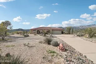 35190 S April Dr, Black Canyon City, AZ 85324 - Photo 4