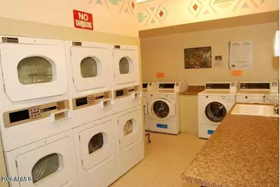 1320 E Bethany Home Road #86, Phoenix, AZ 85014 - Photo 12