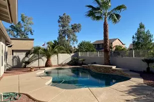 18141 W Tasha Dr, Surprise, AZ 85388 - Photo 4