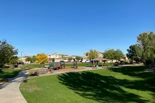 18141 W Tasha Dr, Surprise, AZ 85388 - Photo 10