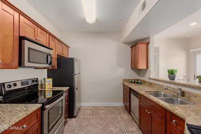 13700 N Fountain Hills Boulevard #324, Fountain Hills, AZ 85268 - Photo 2