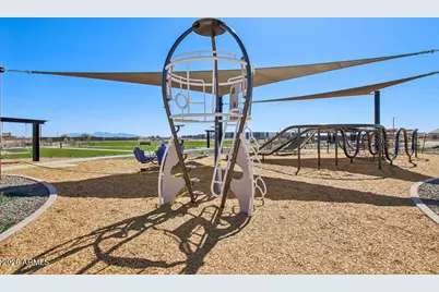 15609 W Brown Street, Waddell, AZ 85355 - Photo 12