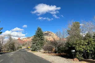 2605 Hooper Dr, Sedona, AZ 86336 - Photo 4