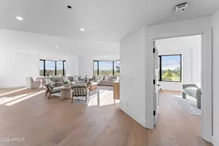 1040 E Osborn Rd, Phoenix, AZ 85014 - Photo 14