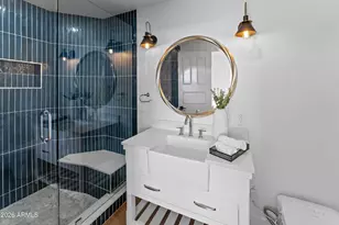 1040 E Osborn Rd, Phoenix, AZ 85014 - Photo 16