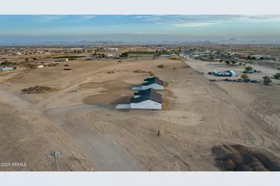 2103 S Hasayampa Road, Tonopah, AZ 85354 - Photo 12