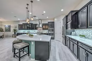 9326 W Daley Ln, Peoria, AZ 85383 - Photo 6