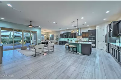 9326 W Daley Lane, Peoria, AZ 85383 - Photo 4