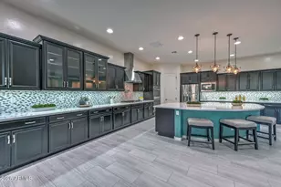 9326 W Daley Ln, Peoria, AZ 85383 - Photo 8