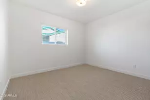 646 W Woodman Dr, Tempe, AZ 85283 - Photo 24