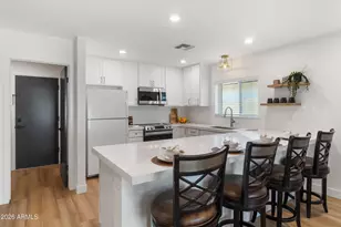 646 W Woodman Dr, Tempe, AZ 85283 - Photo 6