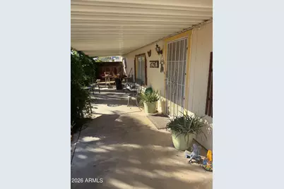 15634 N 71st Avenue, Peoria, AZ 85382 - Photo 1