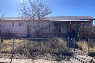 1639 E 19th St, Douglas, AZ 85607 - Photo 2