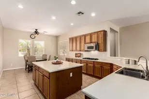 22208 N Los Gatos Dr, Sun City West, AZ 85375 - Photo 10