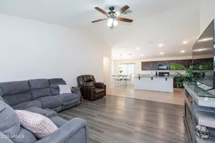 738 W Jardin Dr, Casa Grande, AZ 85122 - Photo 6