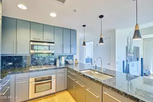 7147 E Rancho Vista Dr, Scottsdale, AZ 85251 - Photo 8