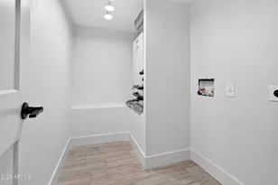 7960 E Camelback Rd, Scottsdale, AZ 85251 - Photo 10