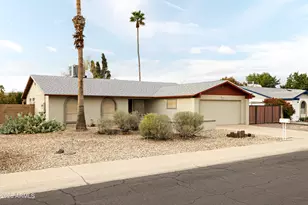 1955 W Shady Glen Ave, Phoenix, AZ 85023 - Photo 2