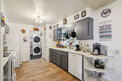 11031 W Tonada Drive, Sun City, AZ 85351 - Photo 12