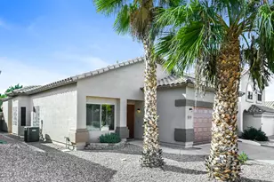 6329 W Desert Hollow Dr, Phoenix, AZ 85083 - Photo 2