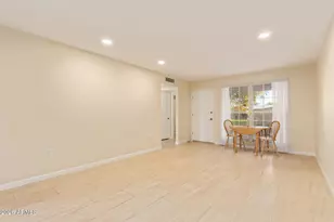 17066 N 106th Ave, Sun City, AZ 85373 - Photo 4